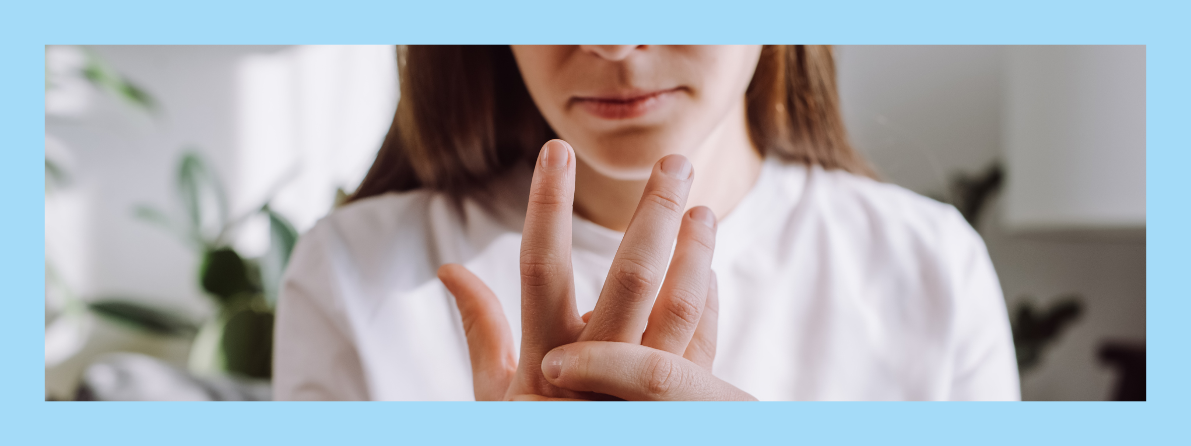aw women experiencing Peripheral neuropathy in her hands